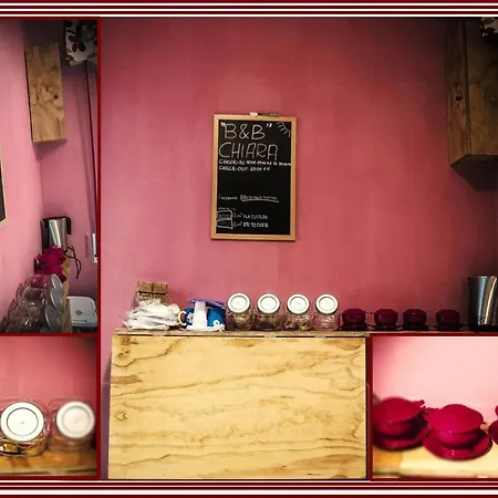 B&B Chiara Napoli - Vesuvio Room 住宿加早餐酒店 那不勒斯